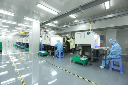 Aplikasi pengontrol suhu cetakan mawa banyu 9KW ing industri farmasi
