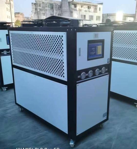 Alasan lan solusi kanggo efek cooling kurang saka chillers industri